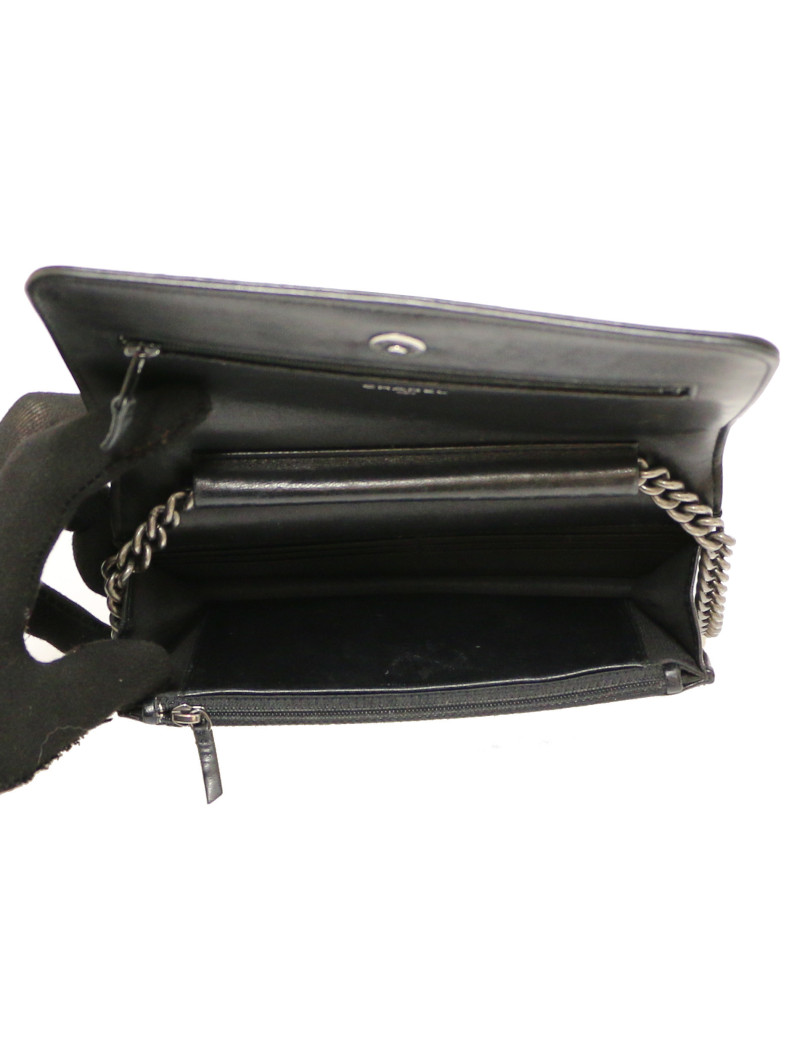 WOC CHANEL Wallet on chain
