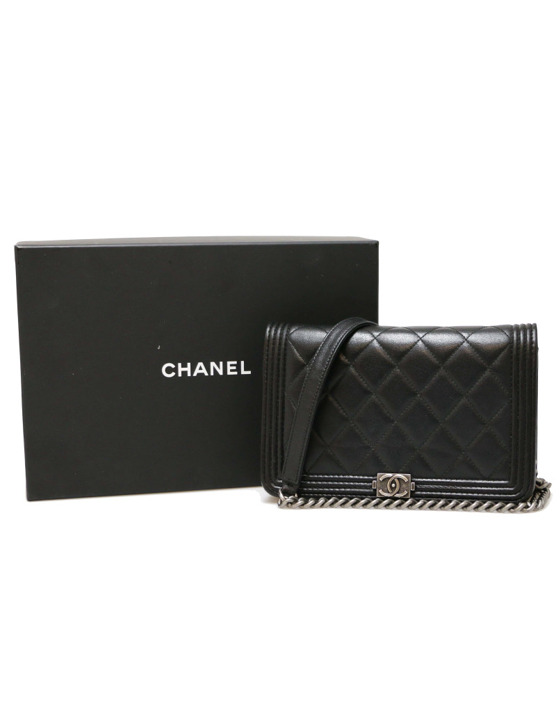 WOC CHANEL Wallet on chain