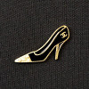 Pin's CHANEL chaussure