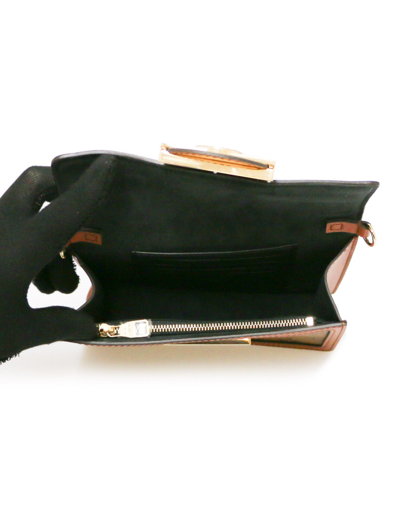 Portefeuille chaine Dauphine LOUIS VUITTON