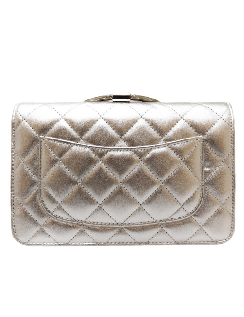 WOC CHANEL cuir argent