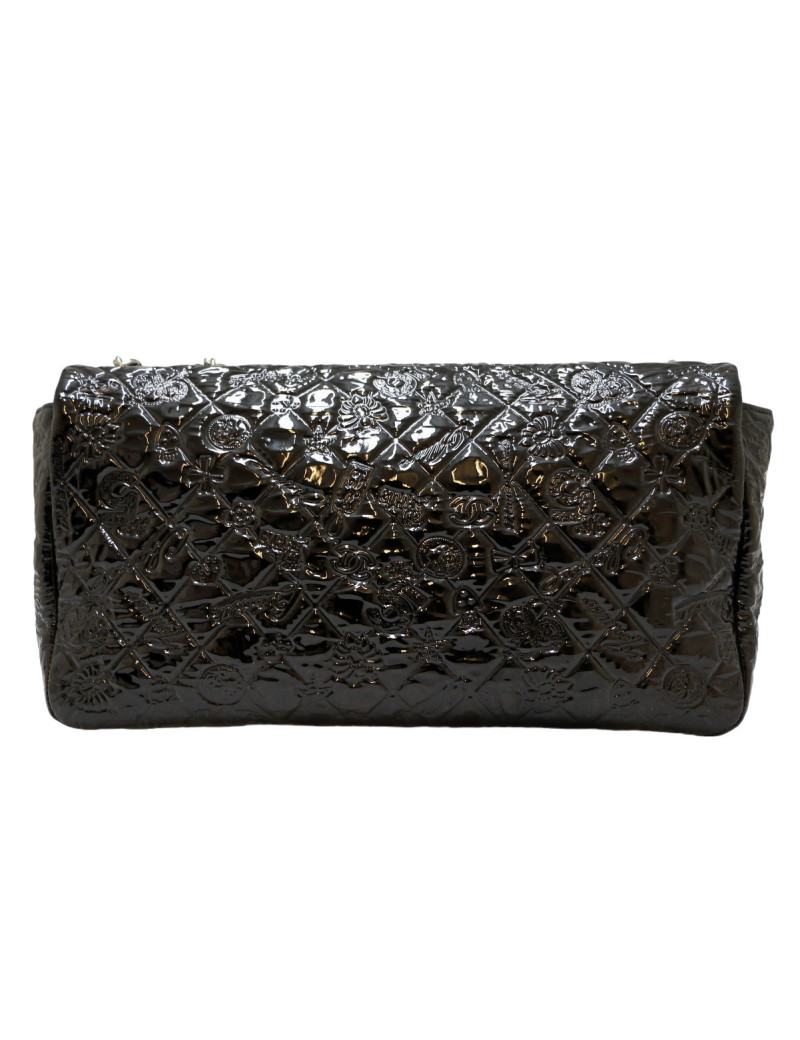 CHANEL Jumbo bag embossed patent black leather
