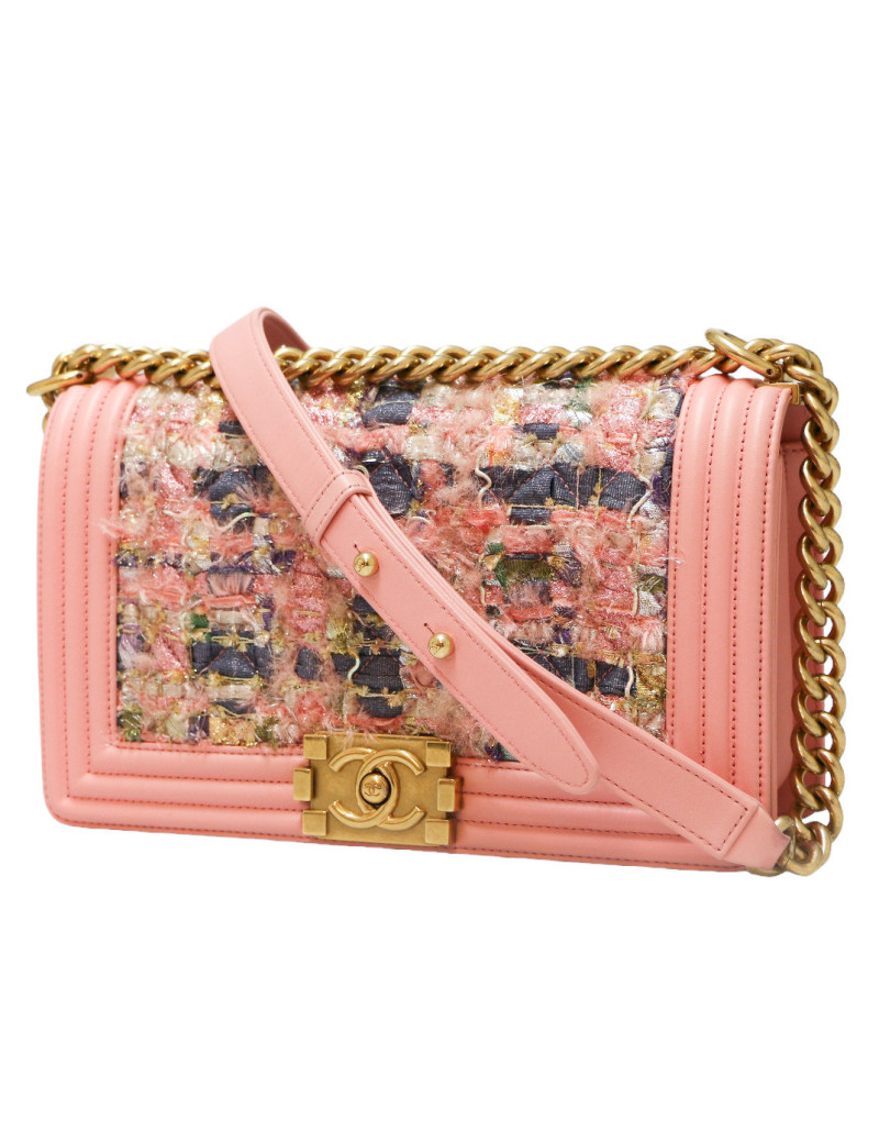 Boy CHANEL  rose tweed