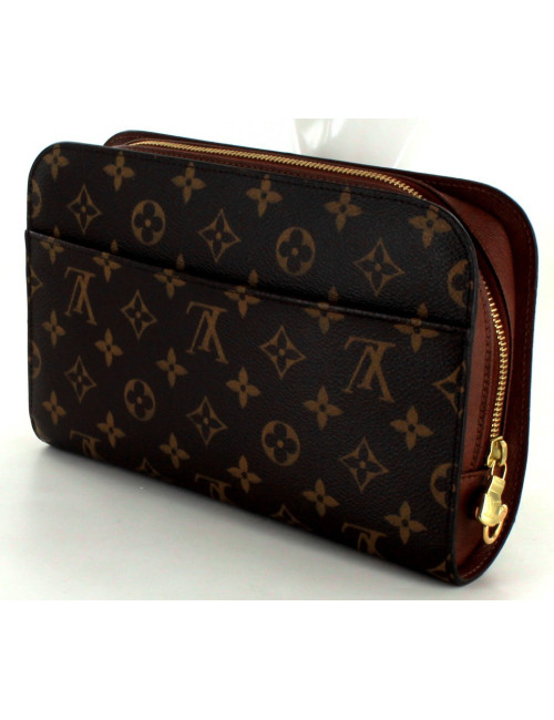 pochette LOUIS VUITTON moogramme