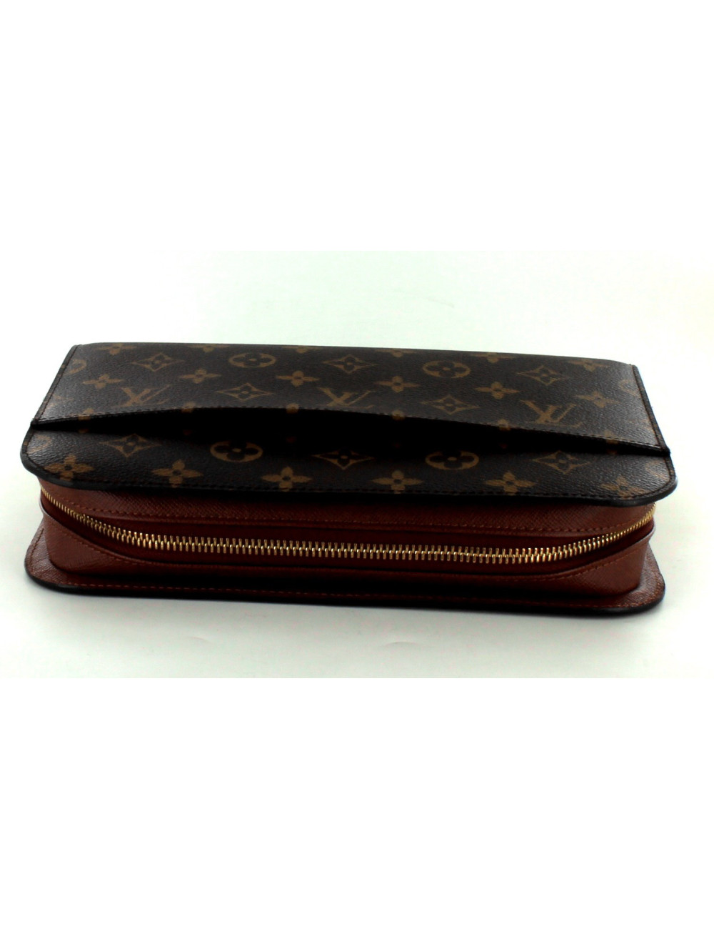 pochette LOUIS VUITTON moogramme