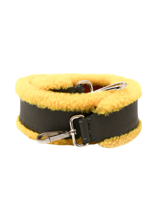 Bnadoulière FENDI peau retournée