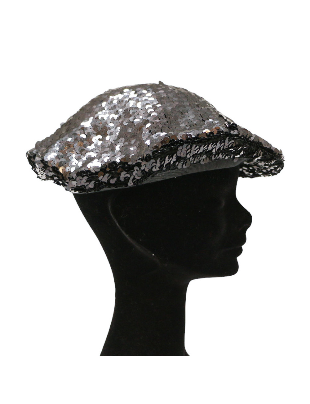 CHANEL sequins beret size medium