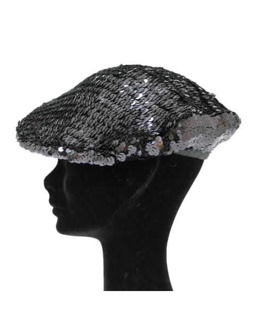 CHANEL sequins beret size medium
