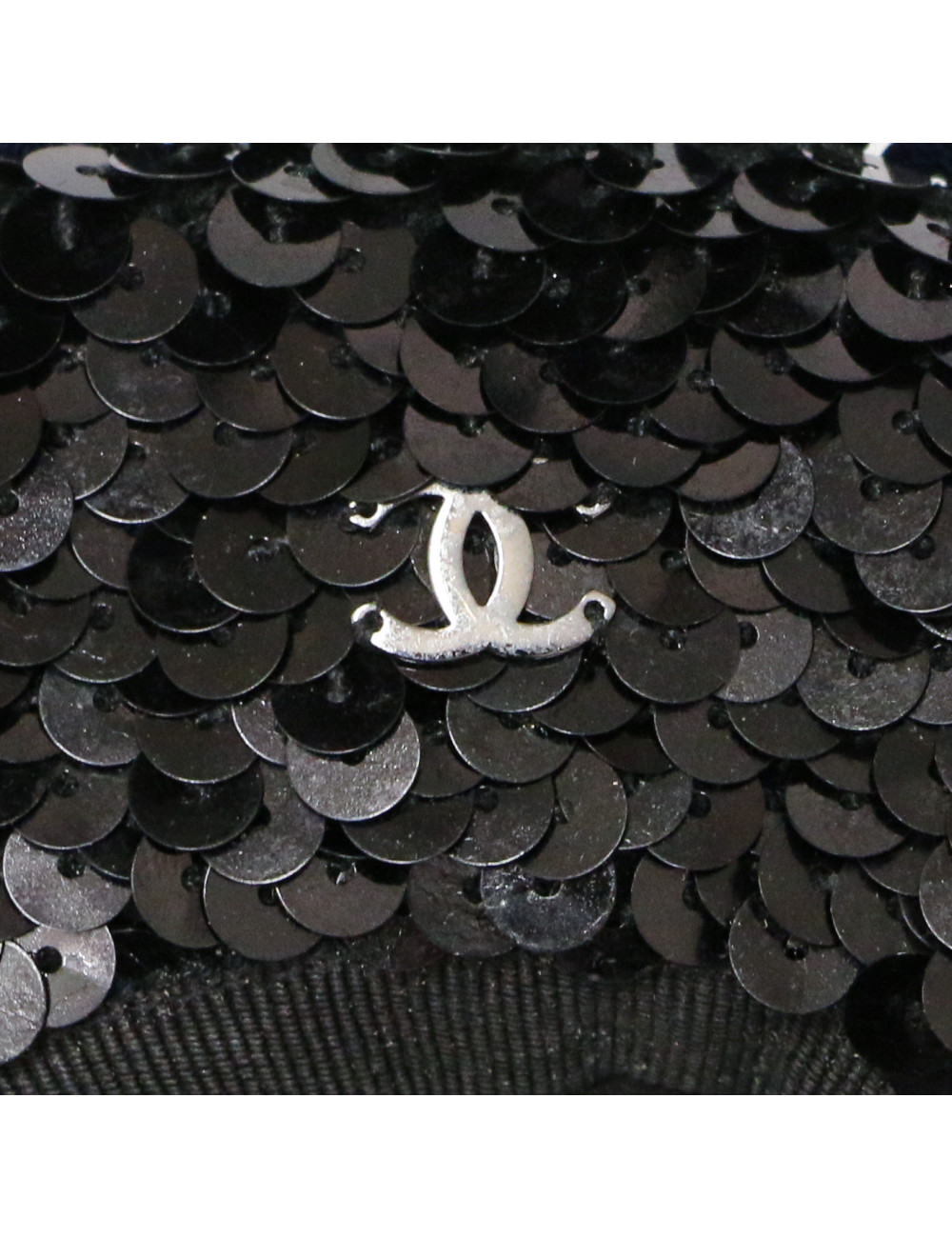 CHANEL sequins beret size medium