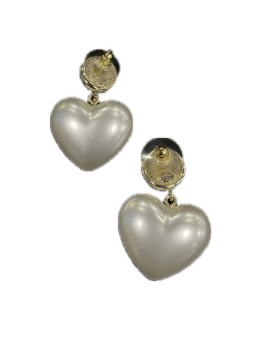 Clous pendants CHANEL coeur nacré 2