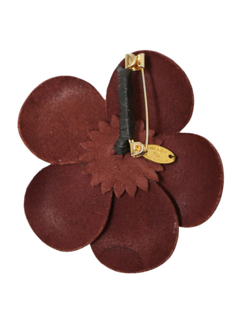 Broche camélia CHANEL cuir bordeaux foncé
