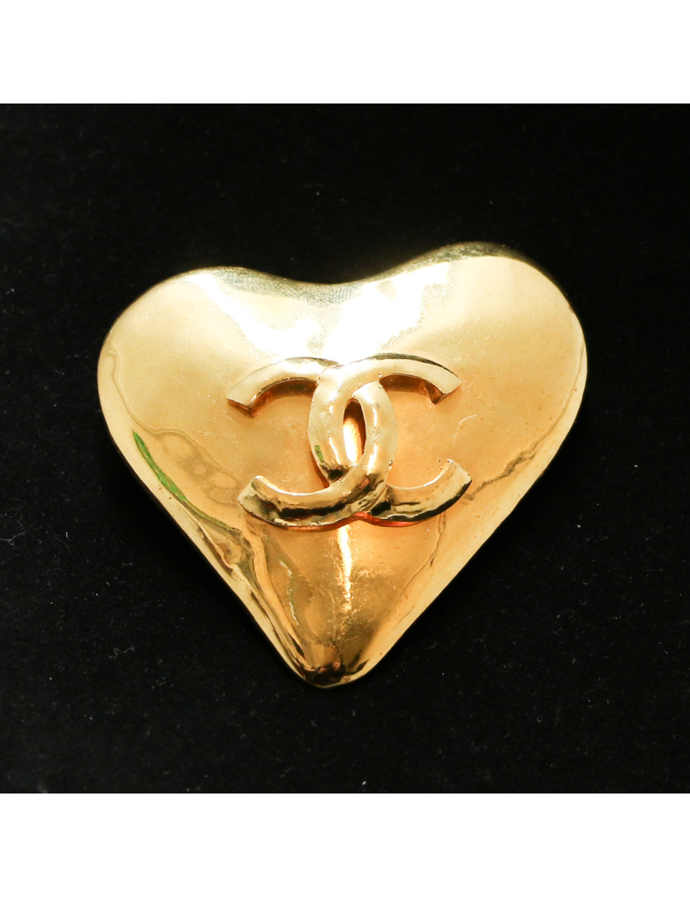Broche CHANEL coeur dorée