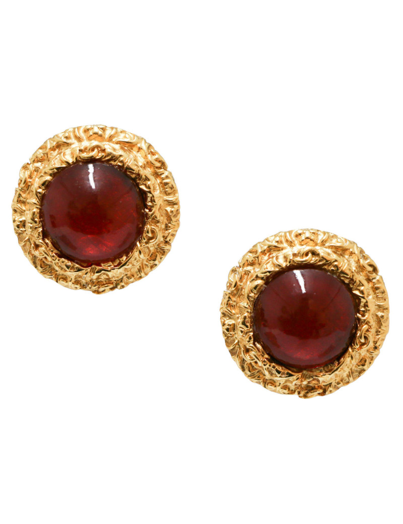 Clips ronds pâte de verre rubis CHANEL