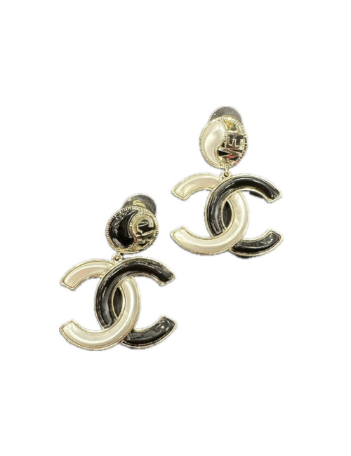 CHANEL black and white ying-yang pendant pierced earrings