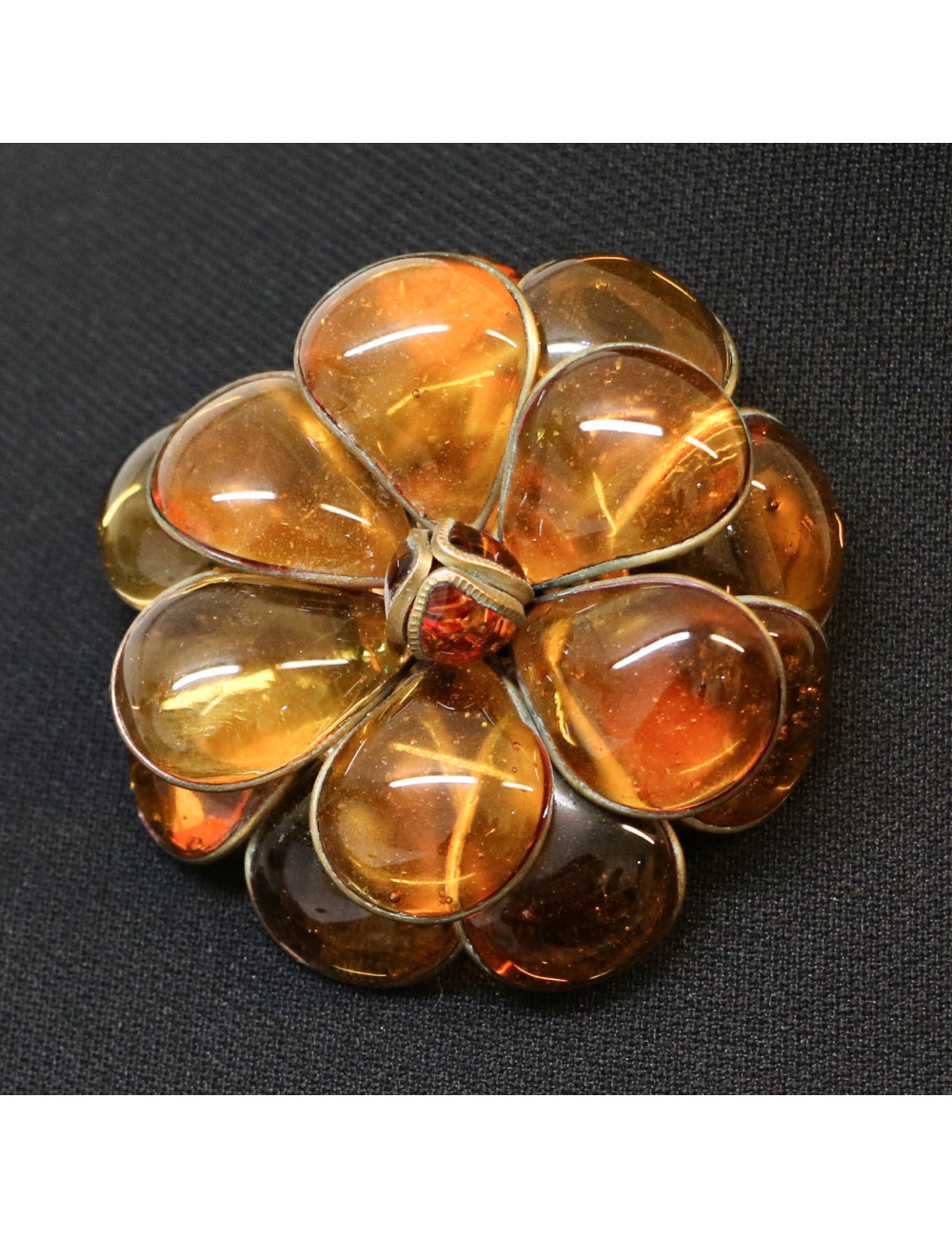 MARGUERITE DE VALOIS vintage camellia brooch