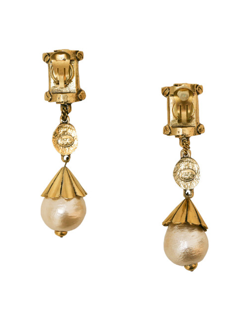 MARIE PARIS vintage resin clip-on earrings