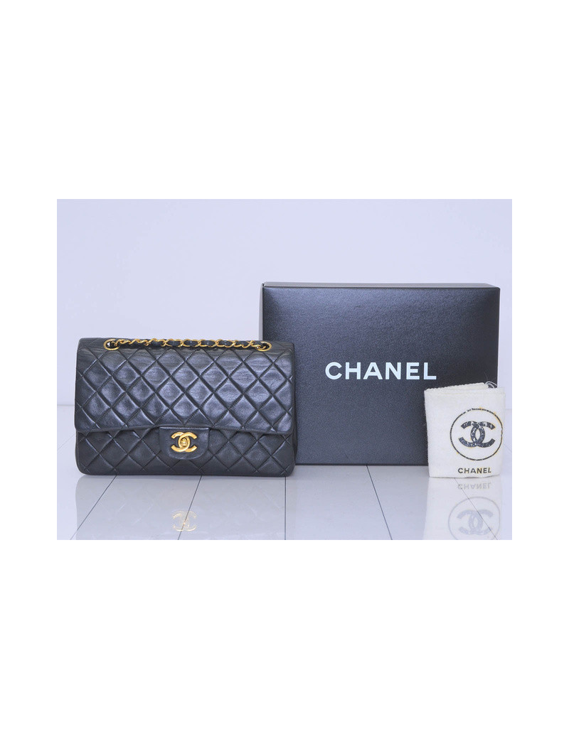 Timeless 25 noir CHANEL