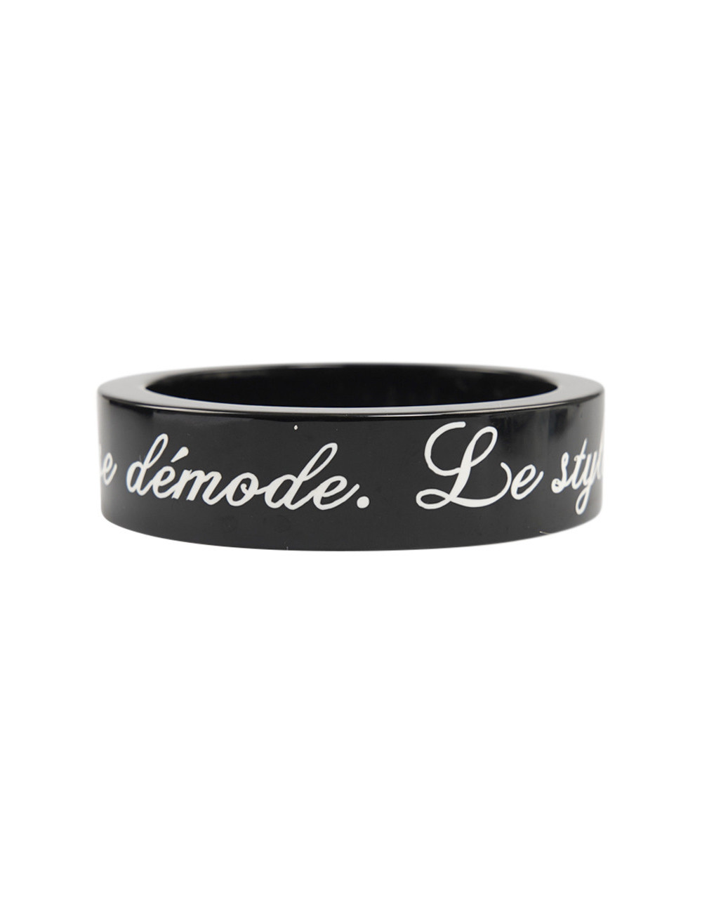 Bracelet CHANEL "la mode se démode, le style jalais"