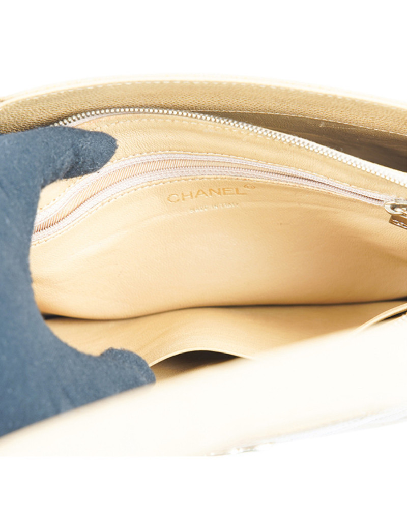 Cabas CHANEL cuir caviar beige