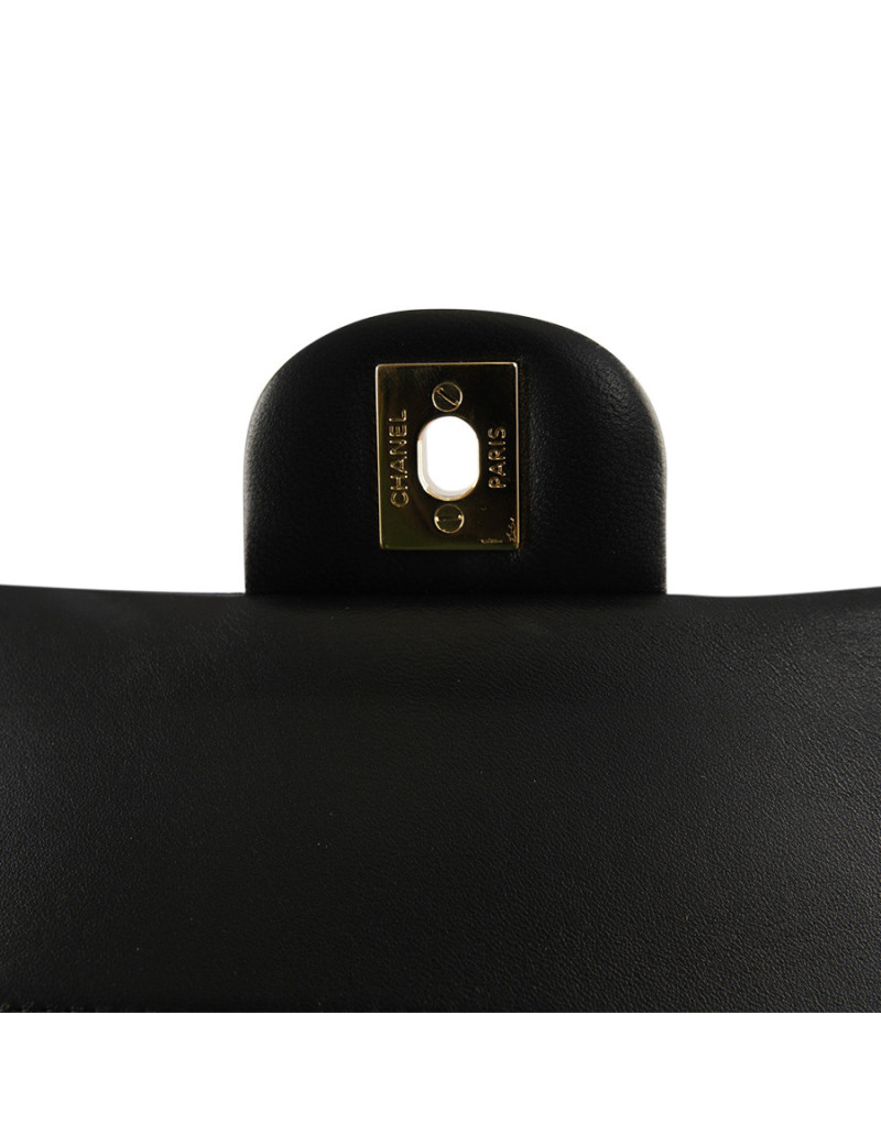 Timeless CHANEL cuir d'agneau noir