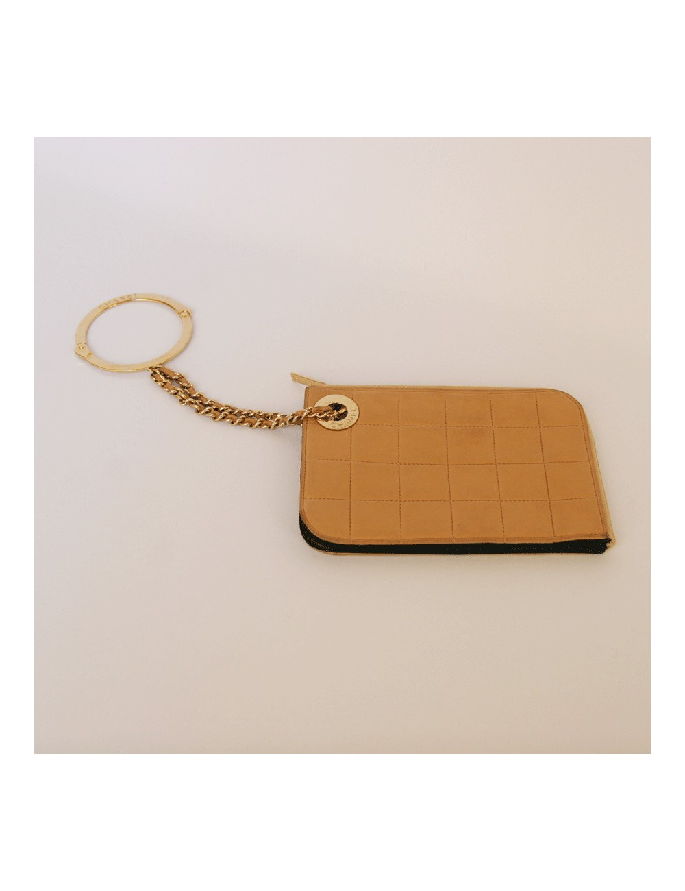 pochette CHANEL en cuir de veau lisse beige