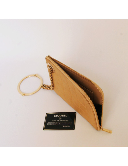 pochette CHANEL en cuir de veau lisse beige