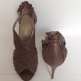 VALENTINO T 37 taupe pumps