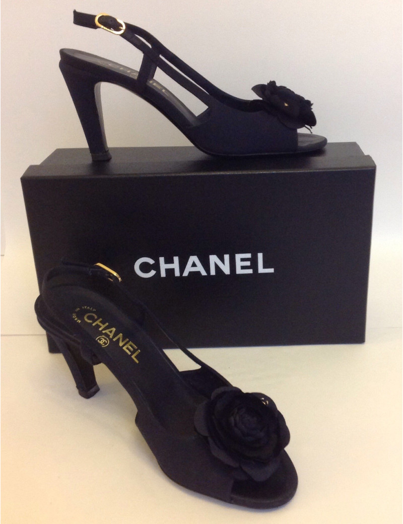 escarpins CHANEL  camélia noir 