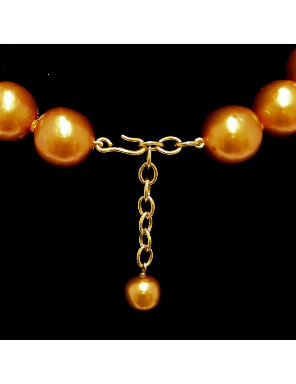 Chocker CHANEL perles baroques nacrées pâte de verre