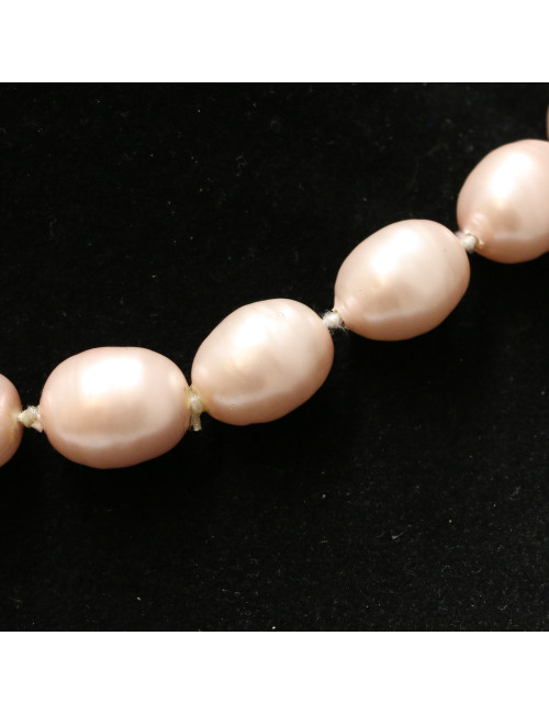 Collier CHANEL perles pâte de verre nacrées rose