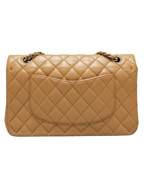 Timeless CHANEL beige