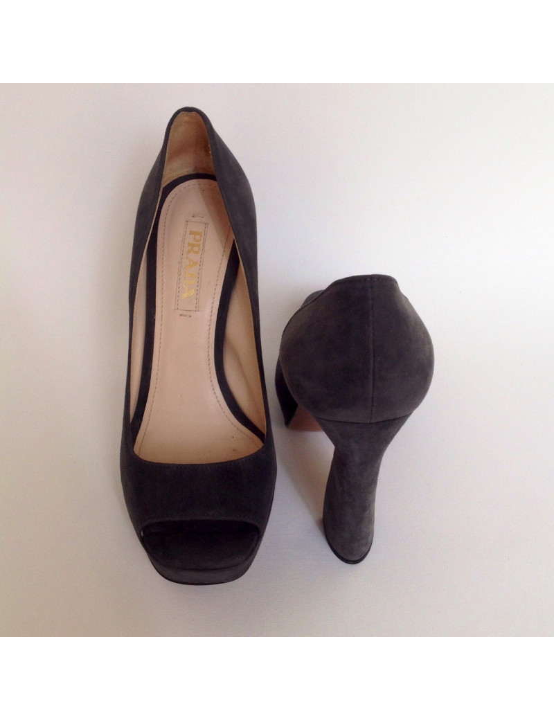escarpins PRADA  t 37 daim gris