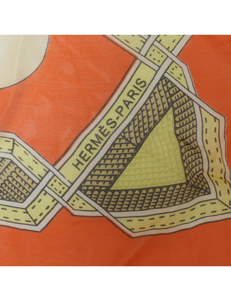 Châle HERMES cuirs du désert voile de soie