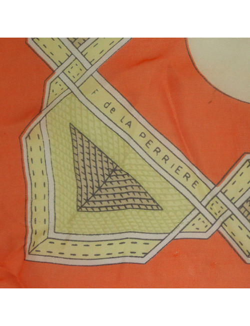 Châle HERMES cuirs du désert voile de soie