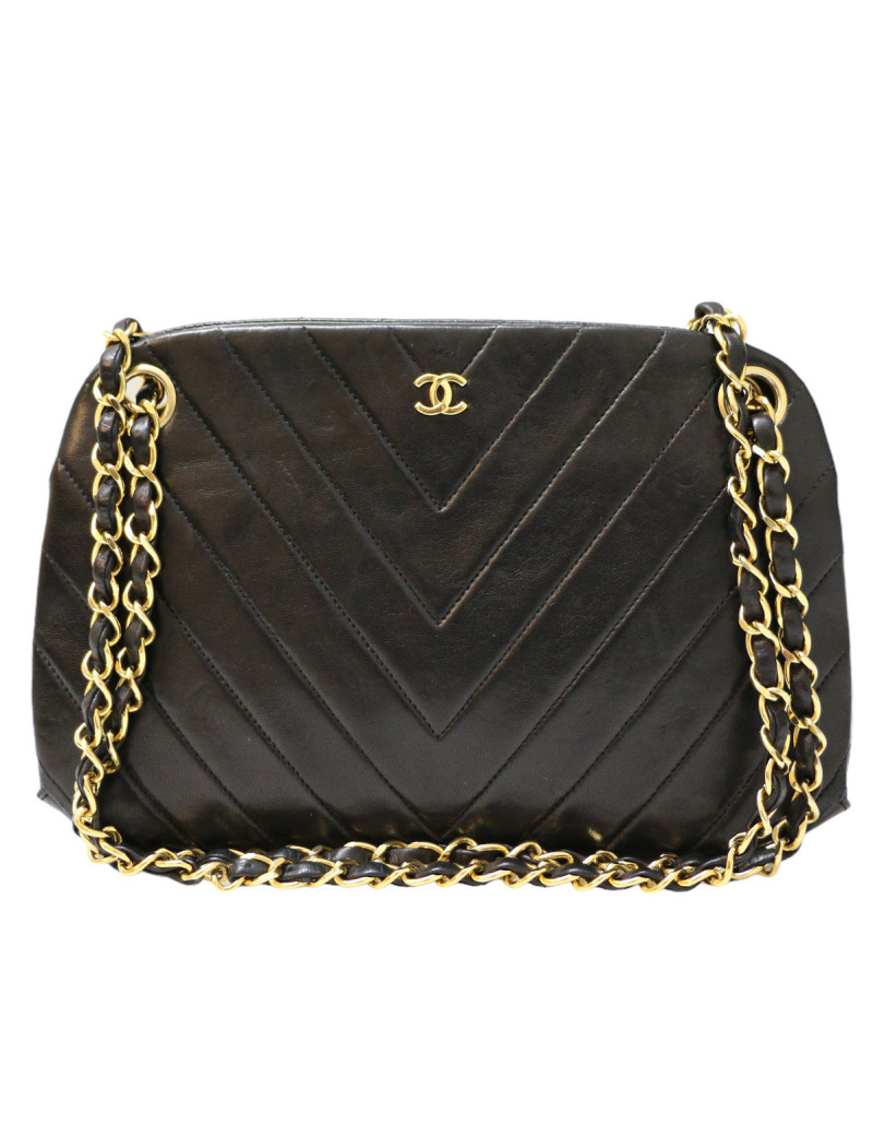 CHANEL vintage herringbone bag