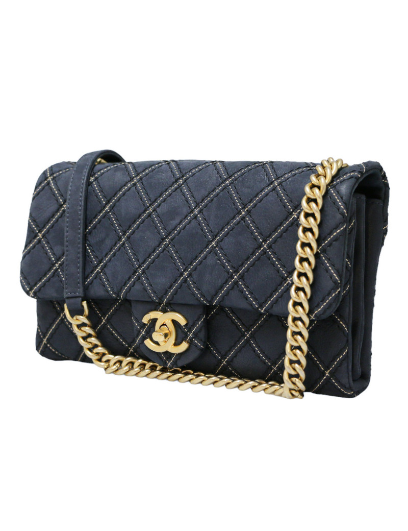 Sac CHANEL bleu matelassé