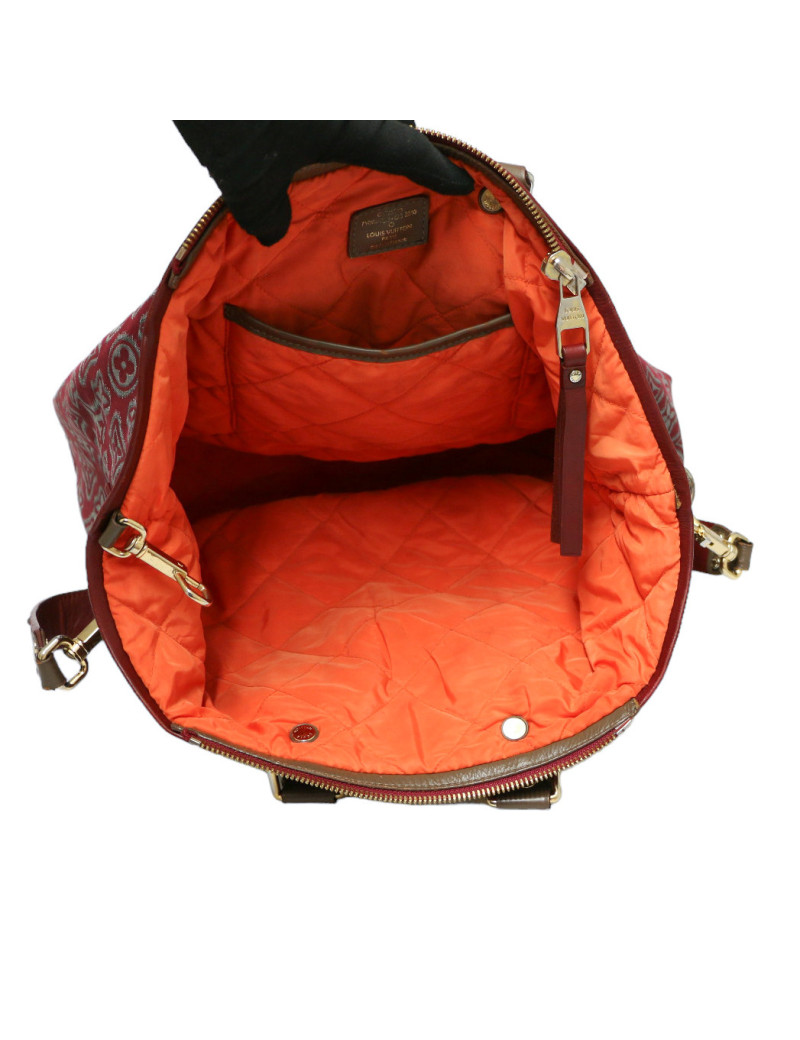 LOUIS VUITTON aviator bag in burgundy Monogram canvas