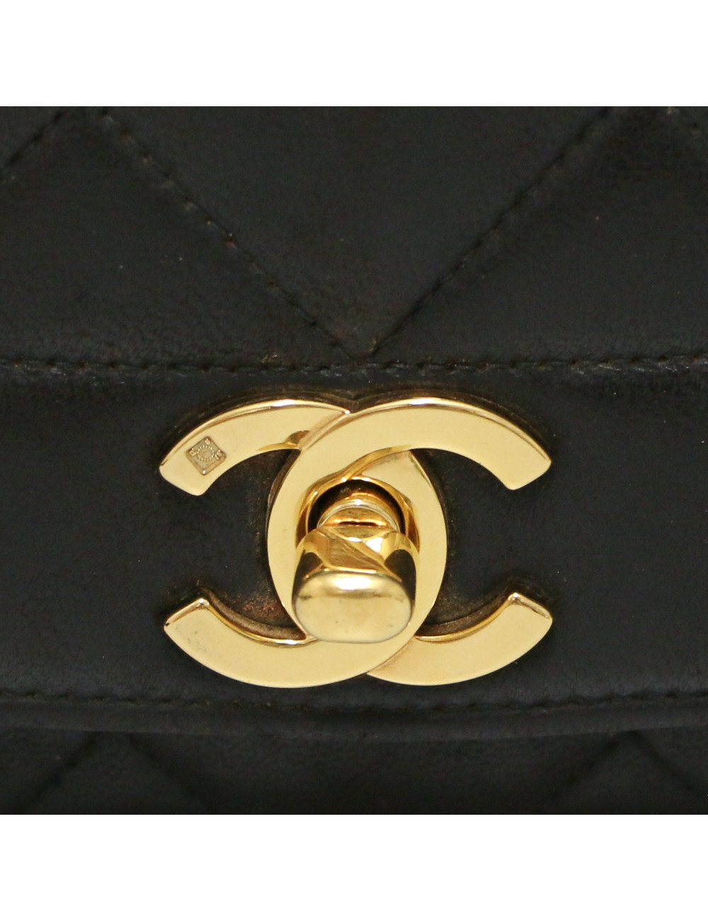 A REPARER Sac Diana 25cm CHANEL vintage