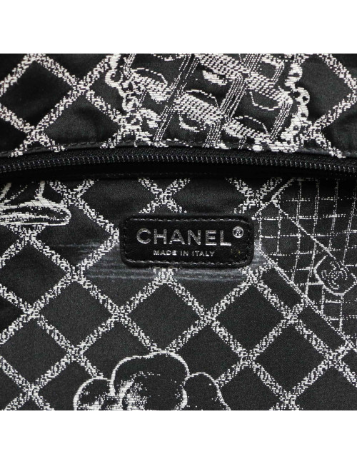 Cabas CHANEL cuir blanc 