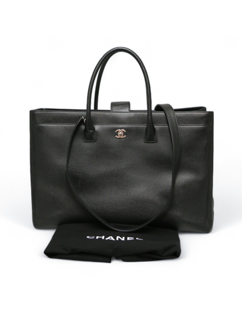 Cabas CHANEL grainé noir GM