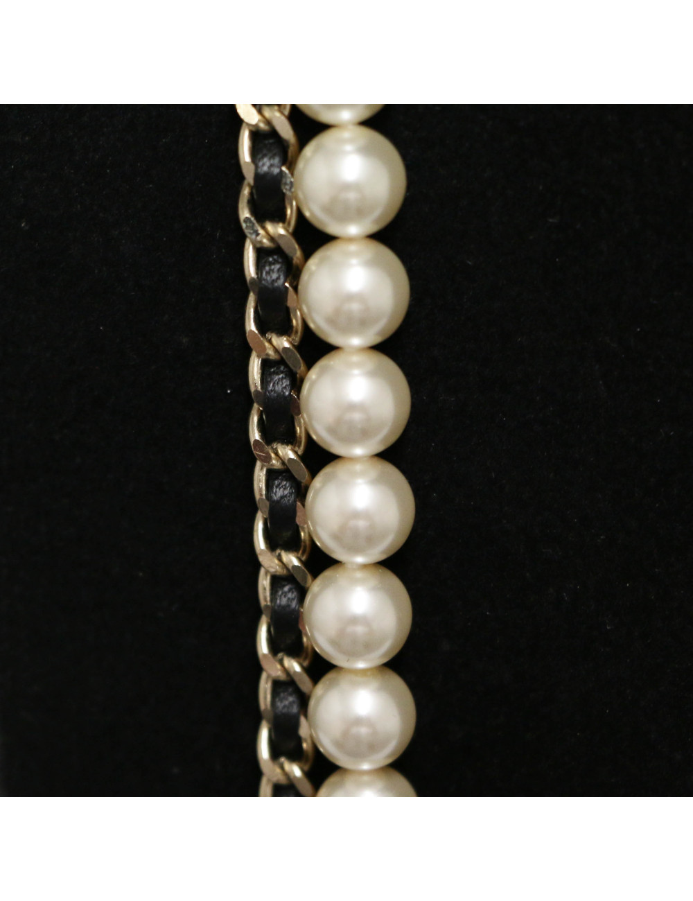 Sautoir CHANEL multirangs