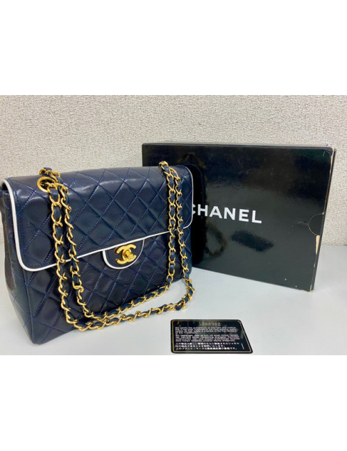 Sac vintage CHANEL noir et blanc