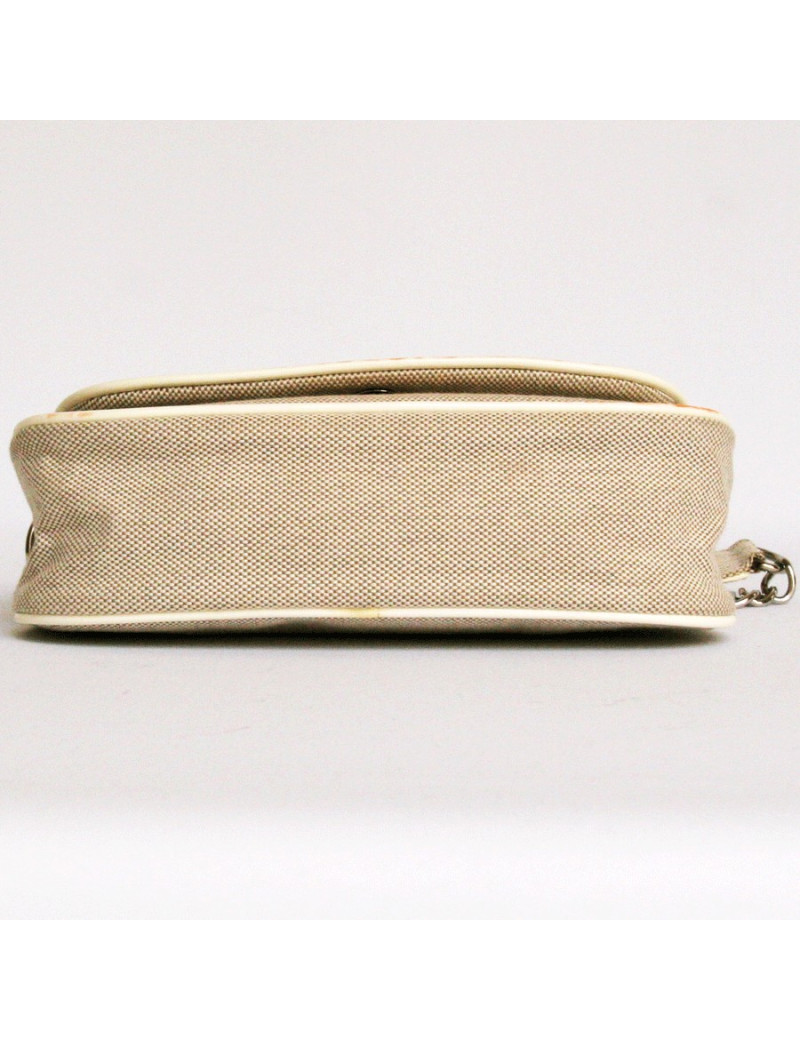 Mini sac CHANEL en toile beige et camélia verni