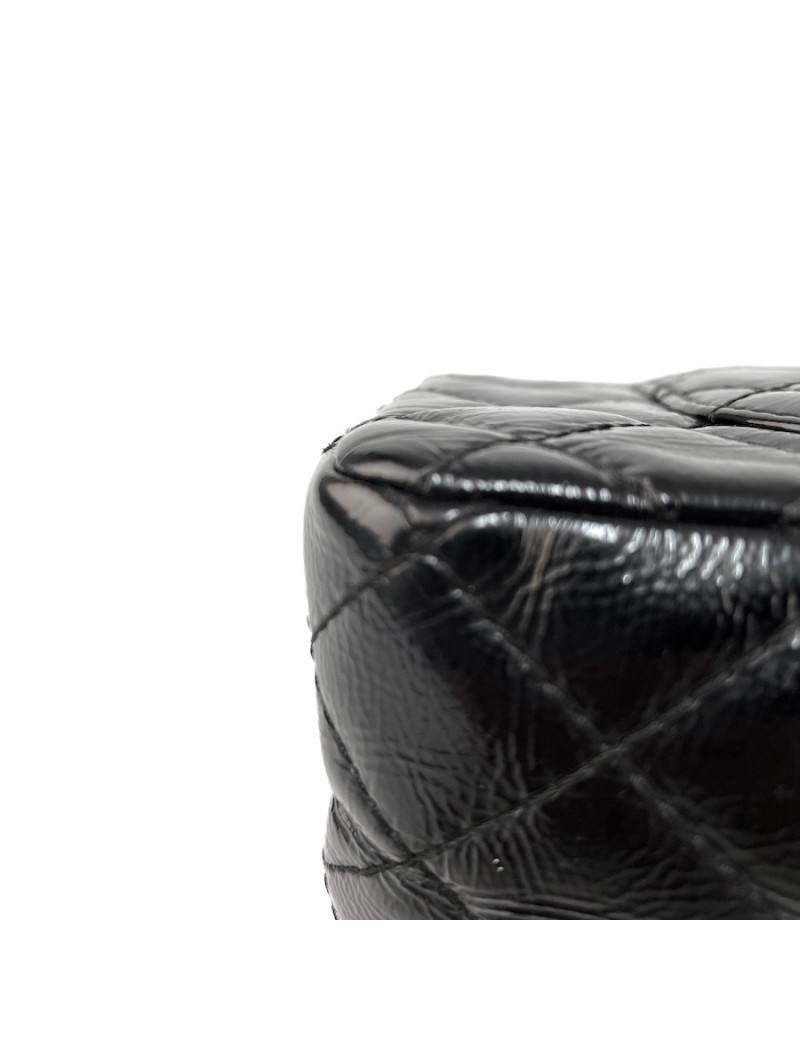 2.55 CHANEL verni cuir noir
