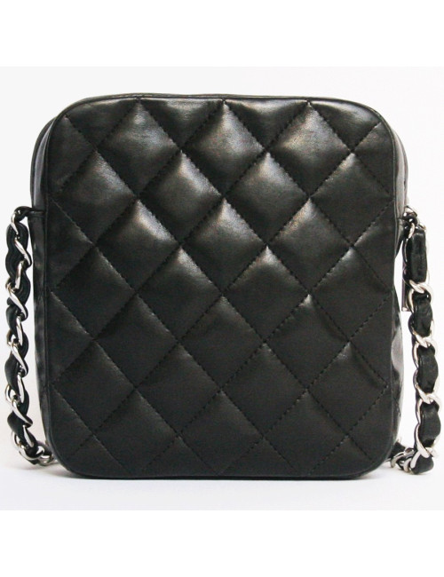 Pochette CHANEL matelassée noire