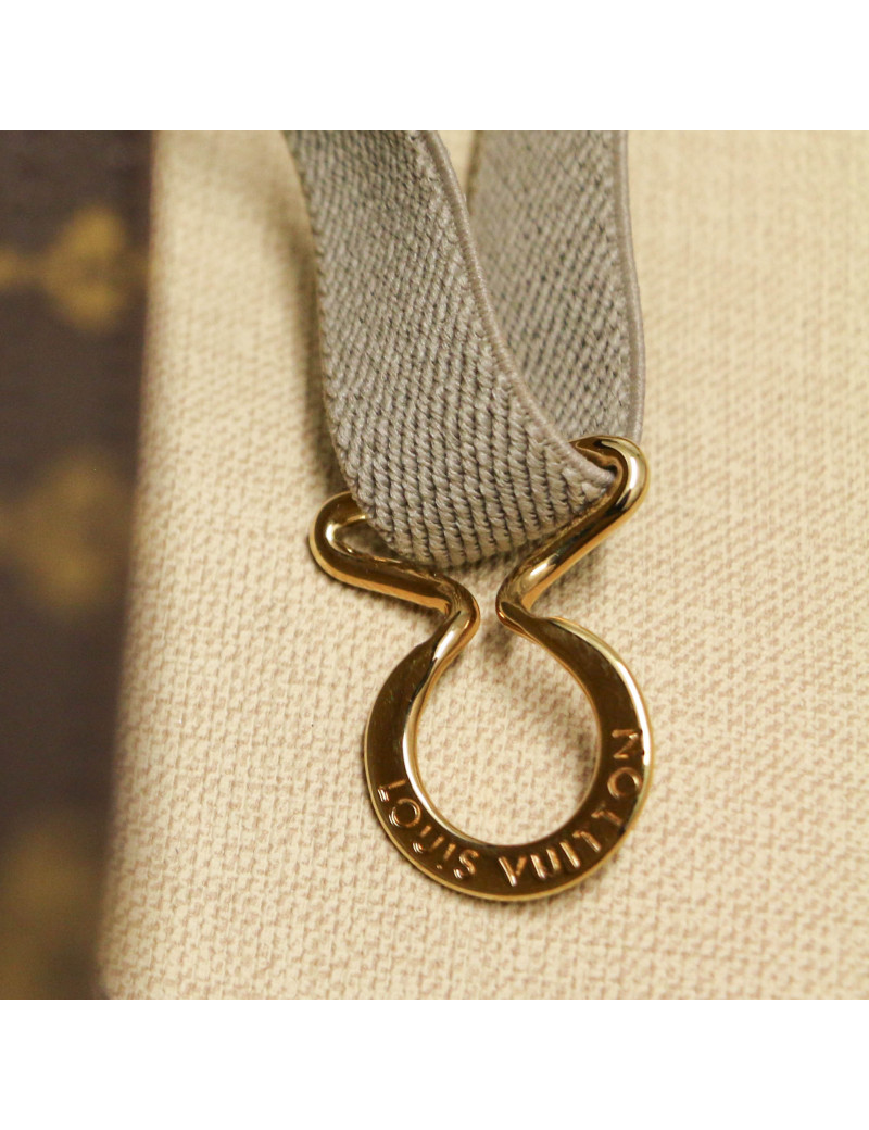 Valise Siruis LOUIS VUITTON zippée