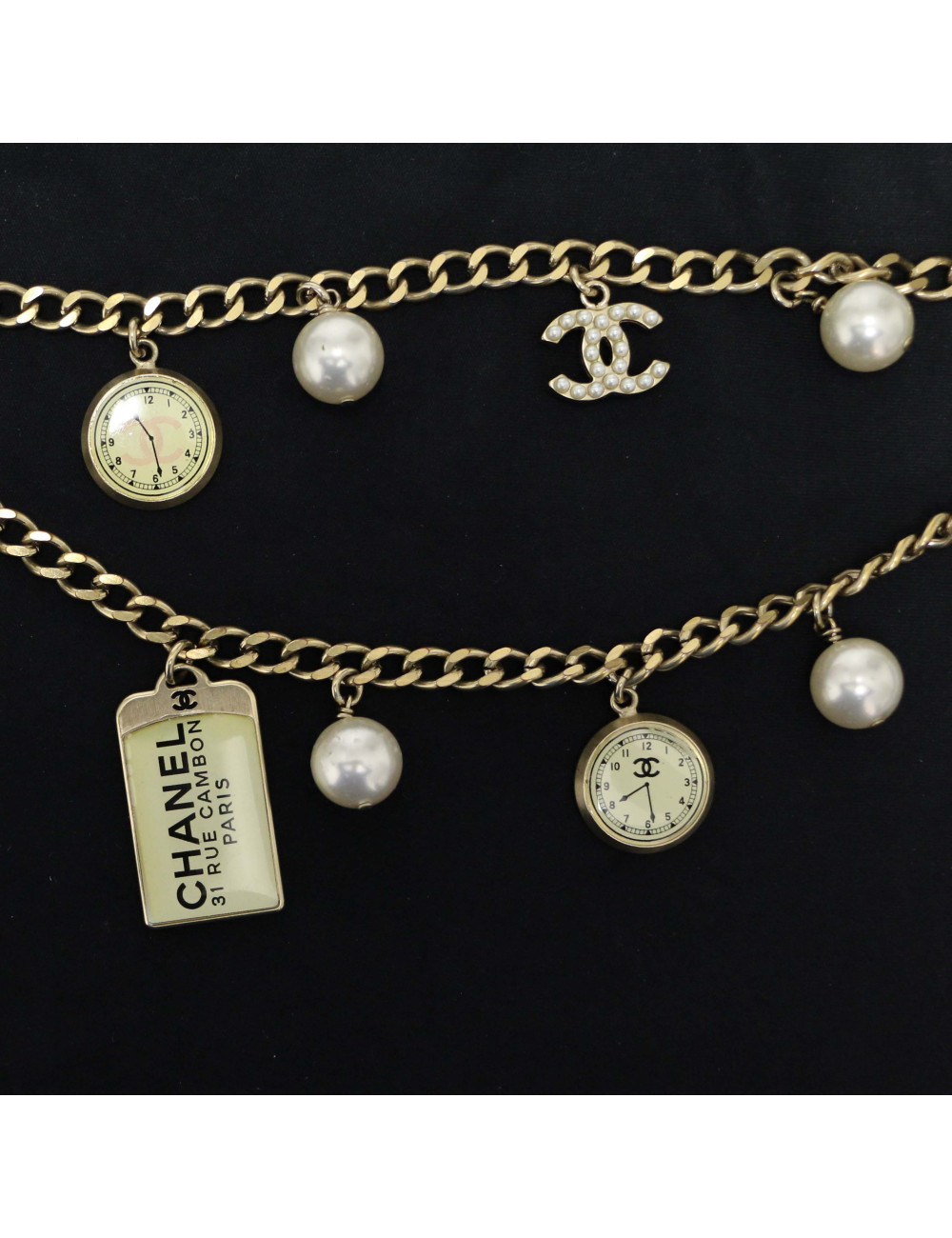 Robe CHANEL rouge glamour