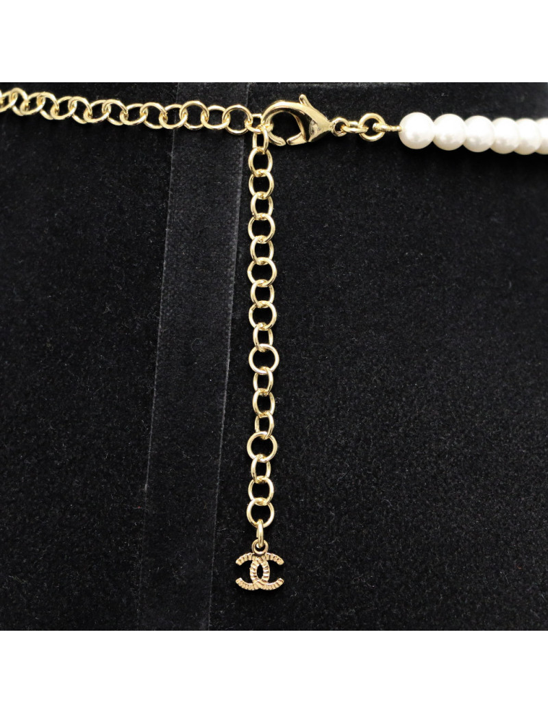 Ras de cou CHANEL perles et coeur