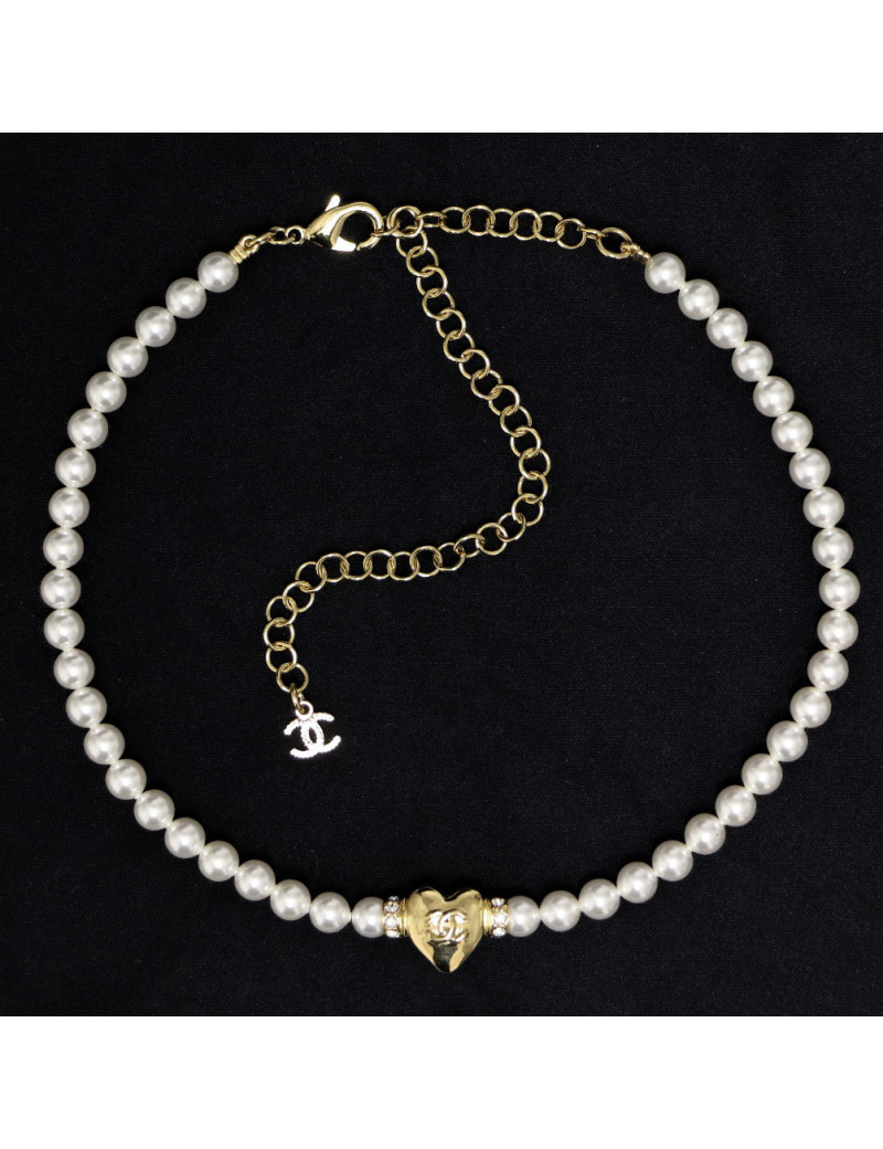 Ras de cou CHANEL perles et coeur