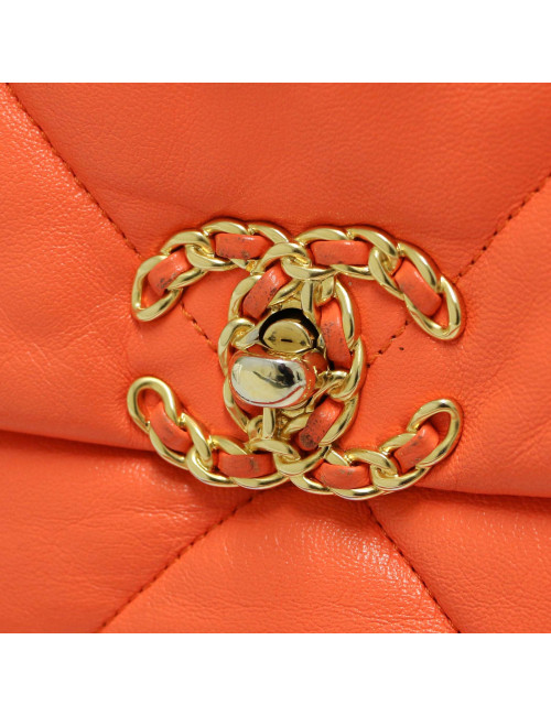 Sac  à rabat 19 CHANEL orange